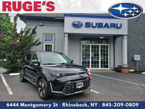 Used 2023 Kia Soul GT-Line FWD image 1