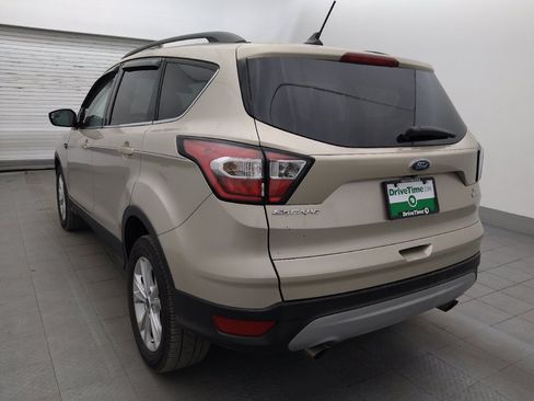Used 2018 Ford Escape SE w/ SE Sync 3 Package FWD image 5