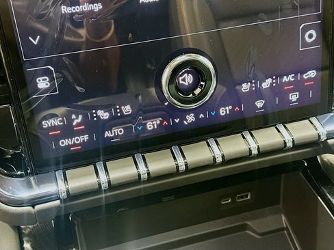 New 2026 GMC Yukon AT4 w/ AT4 Premium Plus Package AWD/4WD image 16