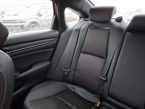 Used 2019 Honda Accord Sport image 17