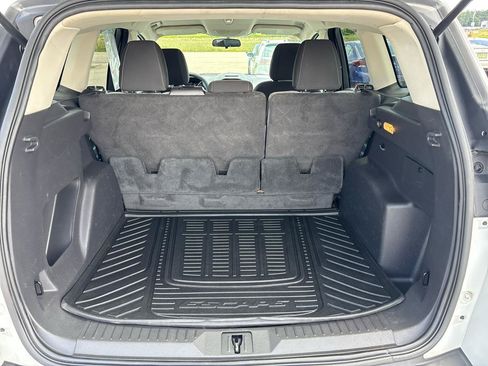 Used 2014 Ford Escape SE w/ Equipment Group 201A FWD image 21
