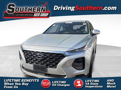 Used 2020 Hyundai Santa Fe SE FWD image 1