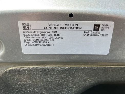 Used 2021 Buick Enclave Essence AWD/4WD image 23