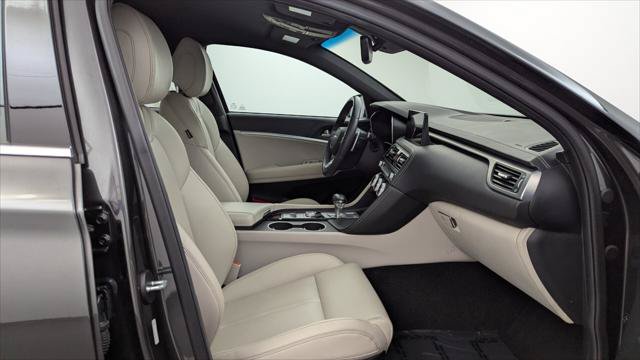 Used 2023 Genesis G70 2.0T RWD image 22