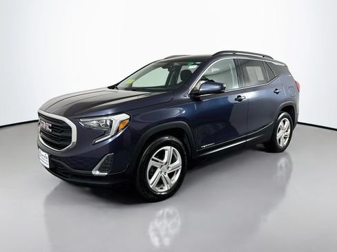 Used 2018 GMC Terrain SLE w/ Driver Convenience Package AWD/4WD image 2