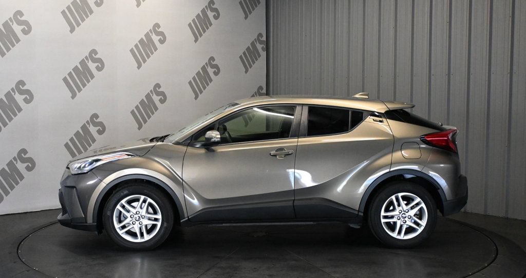 Used 2021 Toyota C-HR LE FWD image 8