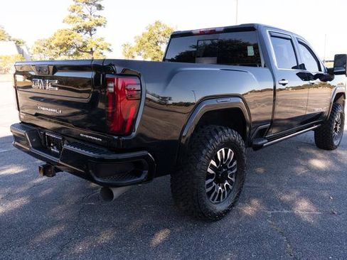 Used 2024 GMC Sierra 2500 Denali Ultimate image 3