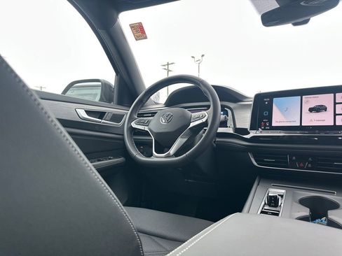 New 2026 Volkswagen Atlas Cross Sport SE AWD/4WD image 15