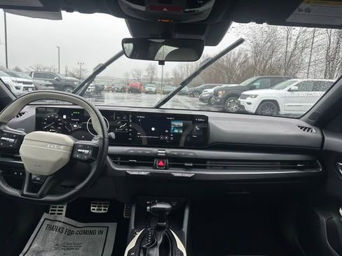 Used 2025 Kia K4 GT-Line Turbo image 26