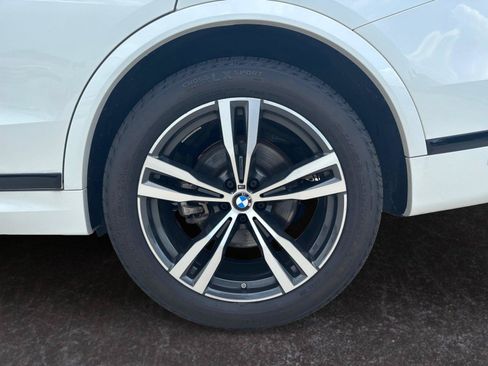 Used 2026 BMW X7 xDrive40i AWD/4WD image 29