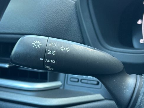 Used 2024 Toyota Grand Highlander FWD image 32