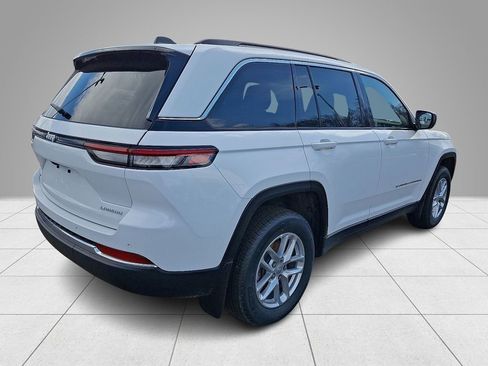 New 2026 Jeep Grand Cherokee Laredo X AWD/4WD image 4