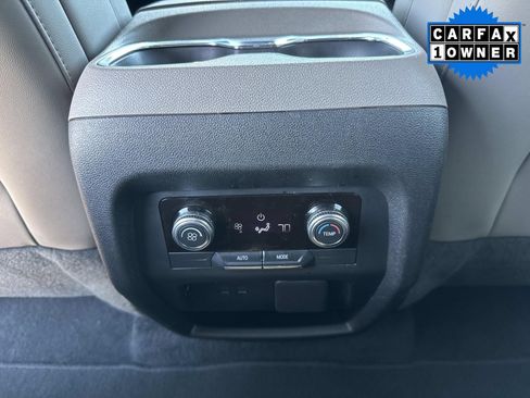 Certified 2024 GMC Acadia Elevation image 19