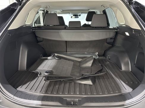 Certified 2025 Toyota RAV4 XLE w/ Convenience Package AWD/4WD image 15