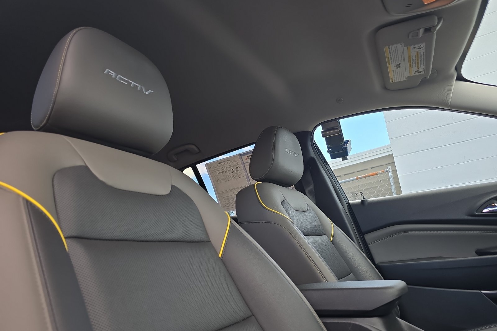 Used 2025 Chevrolet Trax ACTIV w/ Driver Confidence Package FWD image 17