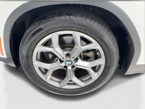Used 2024 BMW X3 sDrive30i w/ Premium Package RWD image 13