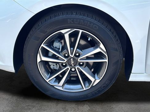 Used 2023 Kia Forte LXS w/ LXS Technology Package FWD image 44