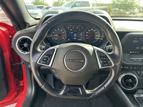 Used 2020 Chevrolet Camaro LT image 18