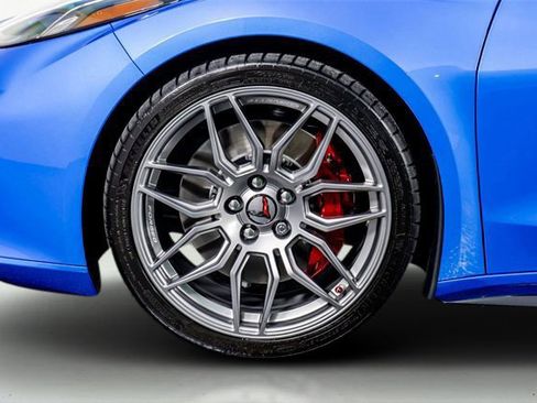 Used 2024 Chevrolet Corvette Z06 image 21