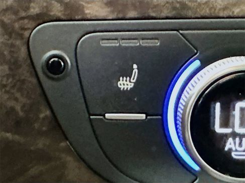 Used 2017 Audi Q7 3.0T Premium Plus image 24