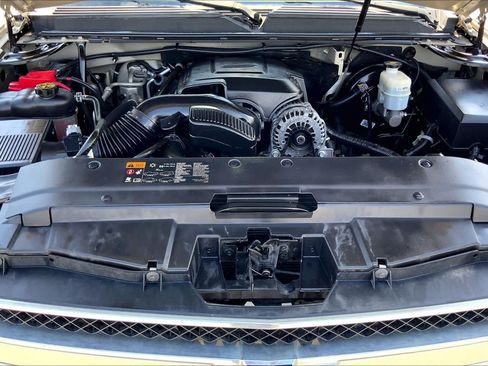 Used 2013 Chevrolet Tahoe LT RWD image 31