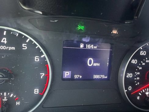 Certified 2023 Kia Seltos EX AWD/4WD image 11