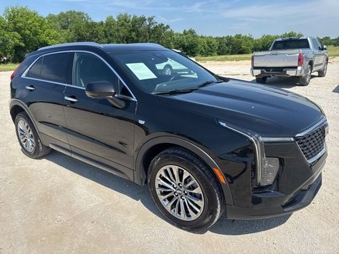Used 2025 Cadillac XT4 Premium Luxury FWD image 20