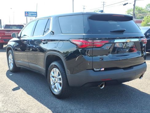 Used 2023 Chevrolet Traverse LS AWD/4WD image 6