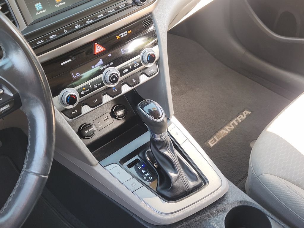 Used 2019 Hyundai Elantra Value Edition FWD image 15