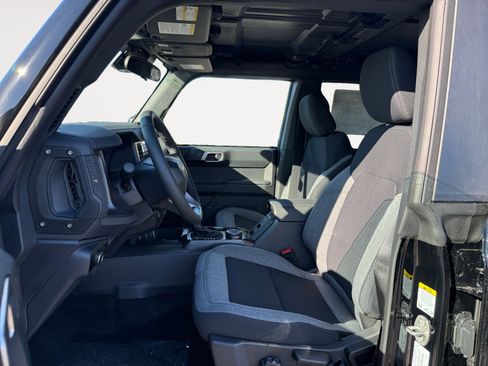 New 2025 Ford Bronco Big Bend image 10