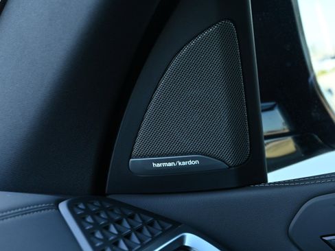 New 2026 BMW X5 M60i image 21