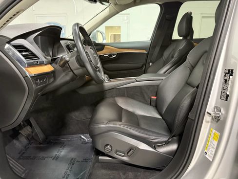 Used 2021 Volvo XC90 T8 Inscription Expression w/ Climate Package AWD/4WD image 12