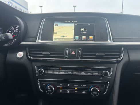 Used 2017 Kia Optima EX w/ Premium Package image 15