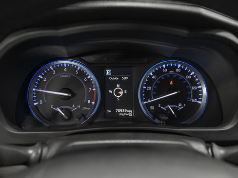 Used 2018 Toyota Highlander Limited image 21