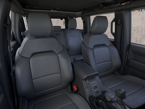 New 2026 Ford Bronco Outer Banks w/ Sasquatch Package AWD/4WD image 10