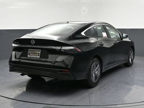 New 2026 Nissan Sentra S w/ S Cold Weather Package FWD image 4
