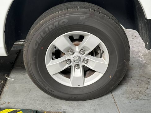 Used 2024 RAM 1500 Classic SLT RWD image 4