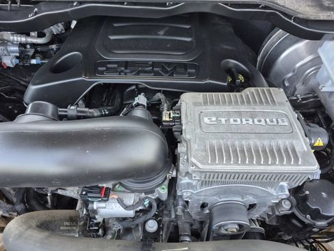 Certified 2024 RAM 1500 Laramie AWD/4WD image 29