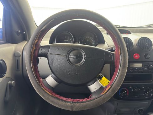 Used 2004 Chevrolet Aveo Hatchback image 18