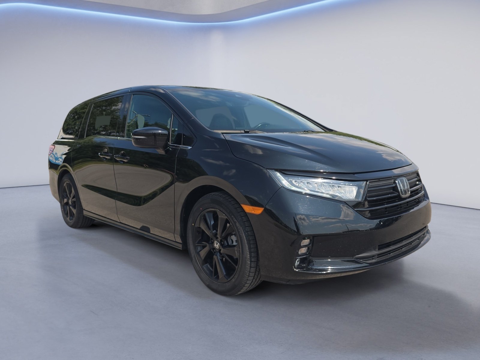 Used 2023 Honda Odyssey Sport image 8