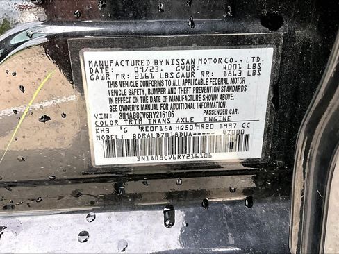 Used 2024 Nissan Sentra SV FWD image 37