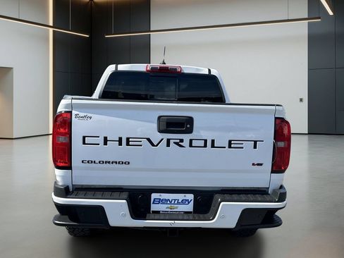 Used 2022 Chevrolet Colorado Z71 AWD/4WD image 5