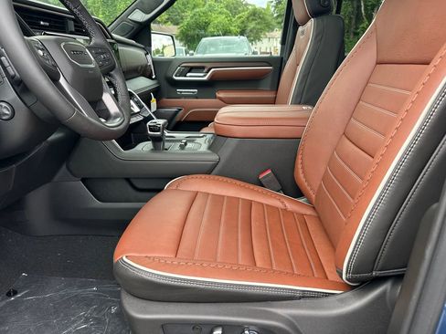 New 2026 GMC Sierra 1500 Denali Ultimate AWD/4WD image 9