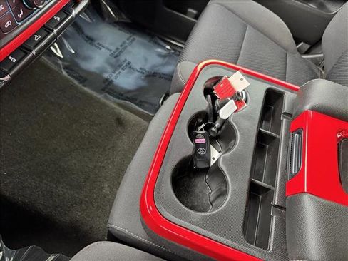 Used 2018 Chevrolet Silverado 1500 LT w/ All Star Edition image 16