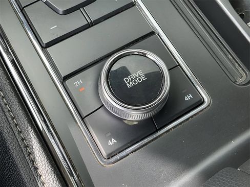 Certified 2023 Ford Expedition Max XLT image 35