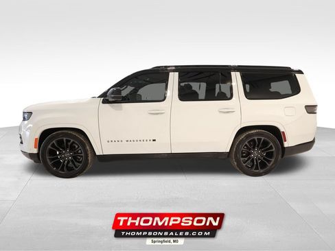 Used 2024 Jeep Grand Wagoneer Series III w/ Quick Order Packagew 28T AWD/4WD image 1