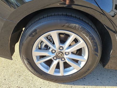 Used 2025 Toyota Camry LE FWD image 7