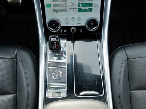 Used 2018 Land Rover Range Rover Sport Supercharged image 47