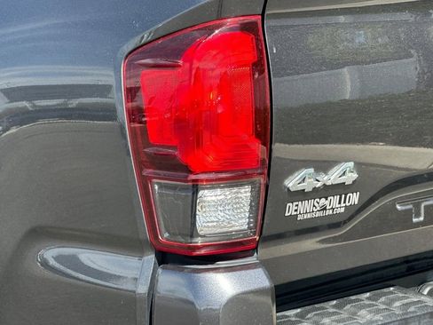Used 2019 Toyota Tacoma SR w/ SR Convenience Package image 24