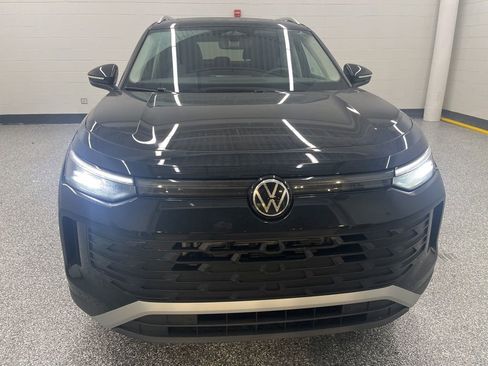 New 2026 Volkswagen Tiguan SE AWD/4WD image 10